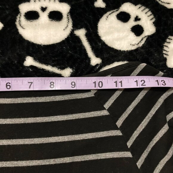 THYME Grey and black striped nursing top ~ Goth emo XS SMALL maternity shirt - Picture 13 of 15